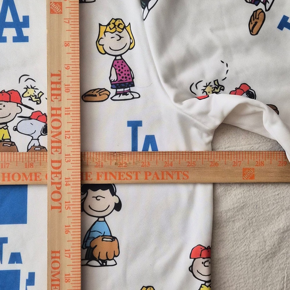 Los Angeles Dodgers Peanuts Charlie Brown Snoopy All Over Print Hoodie XL White - Picture 7 of 7
